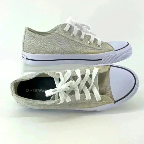 AIRWALK LACE  UP SNEAKERS - Picture 1 of 8